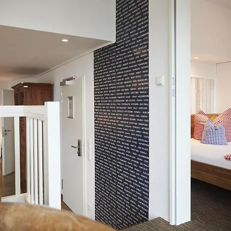 Bernstein-Hotel Bootshaus 4* Busum