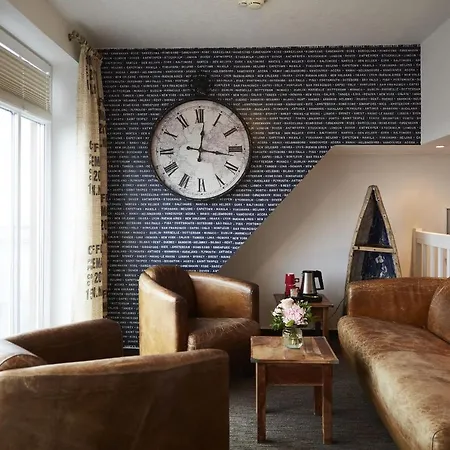Bernstein-hotel Bootshaus 4* בוסום