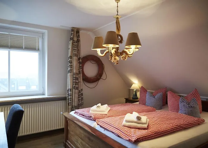 Bernstein-hotel Bootshaus 4* Бюзум