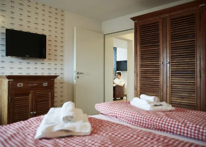 Bernstein-hotel Bootshaus Hotel 4*